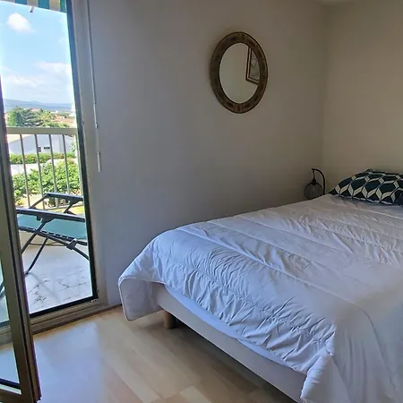 Appartement Bright With View